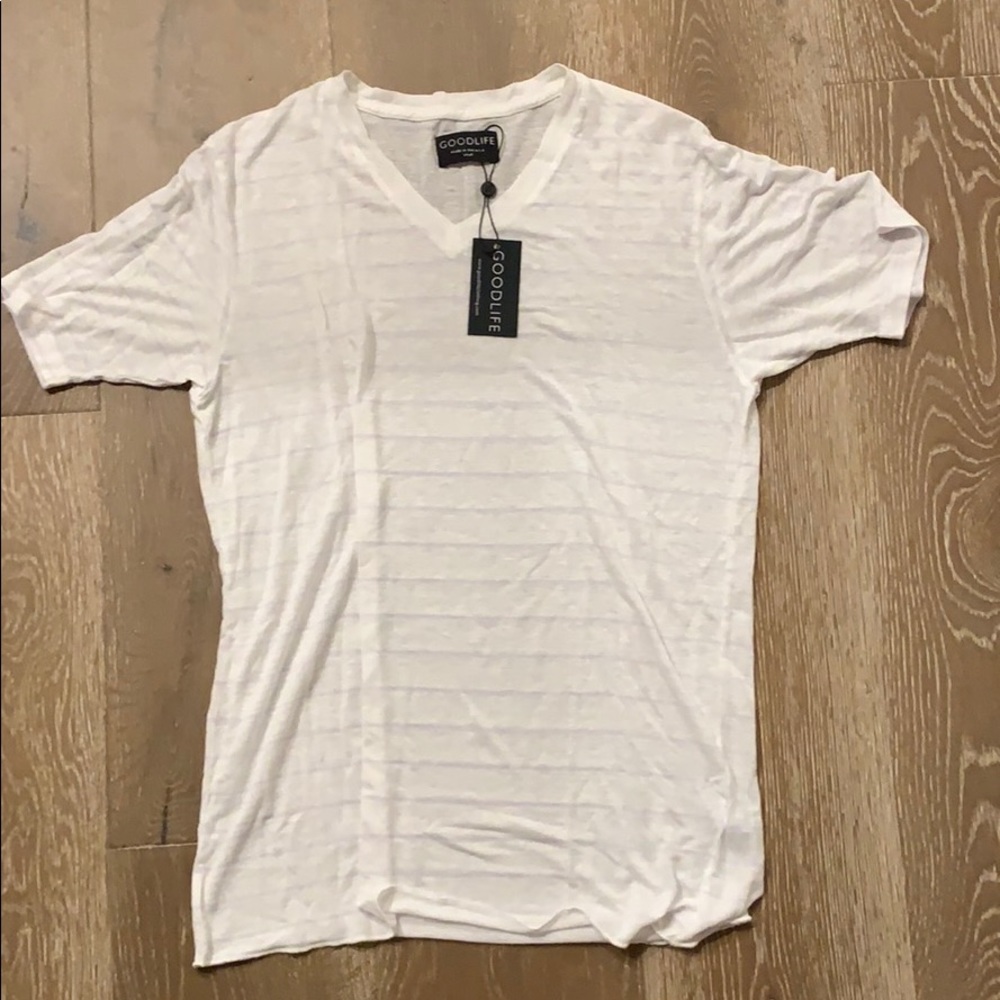 Men’s Goodlife Linen Striped Classic V
